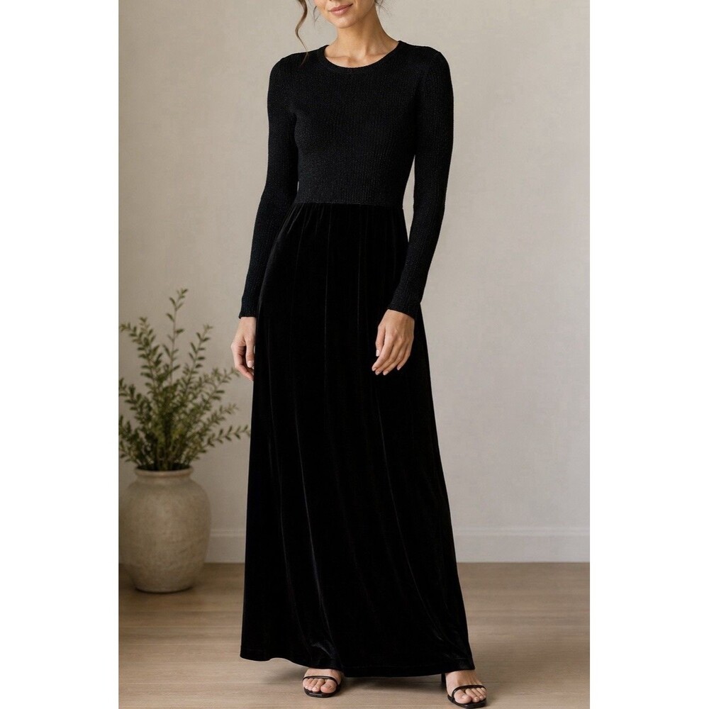 Sarah Chapman Womens Size M Long Black Velour Dress Smocked Bodice Long Sleeve